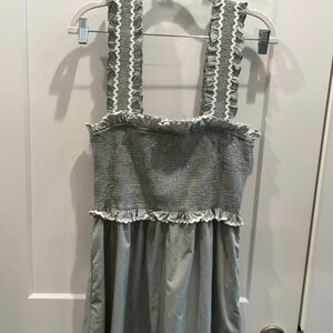 En Saison Large Gray Greenish Cream Ruffled Dress Pockets Flowing Elegant Casual